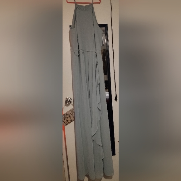 David's Bridal dress - Picture 4 of 4